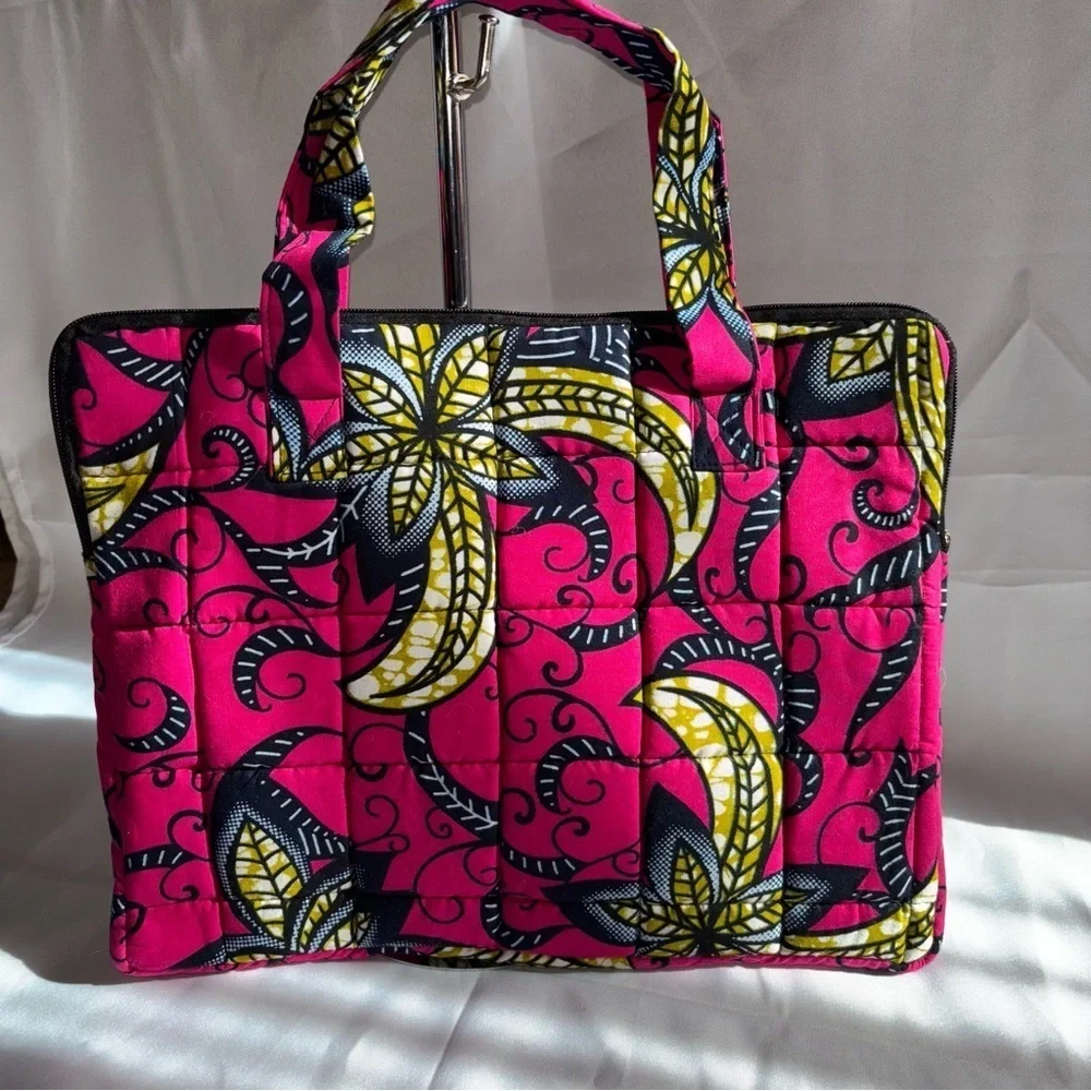 Aniksha Love In Action Laptop Sleeve Vibrant Pink